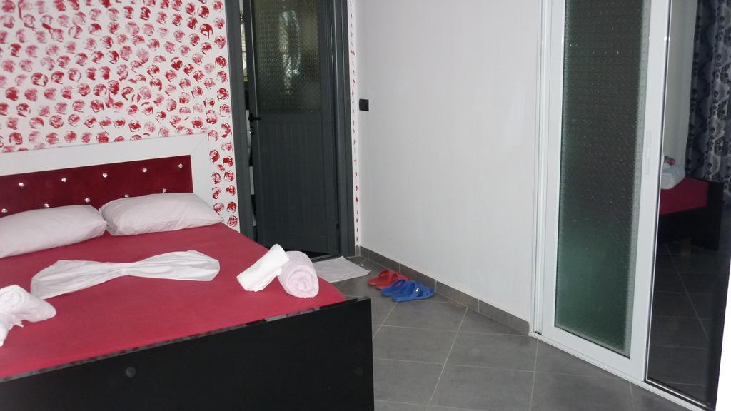Hotel Ilio Ksamil Extérieur photo