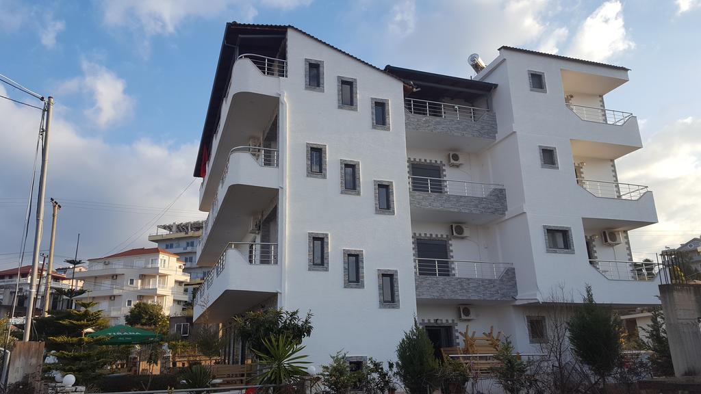 Hotel Ilio Ksamil Extérieur photo